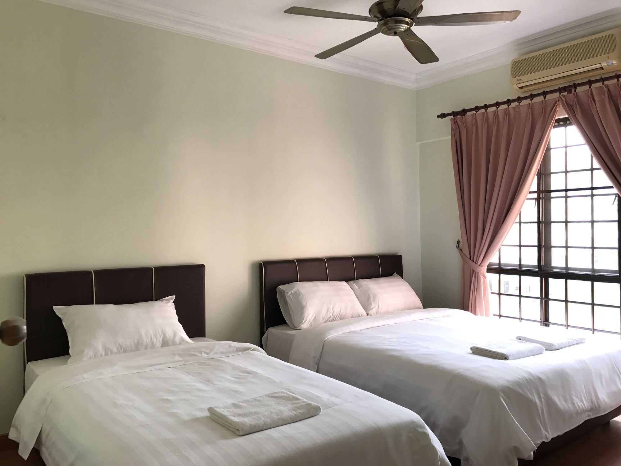 קוטה קינבלו Sunset & Seaview Vacation Condos At Marina Court Resort Condo מראה חיצוני תמונה