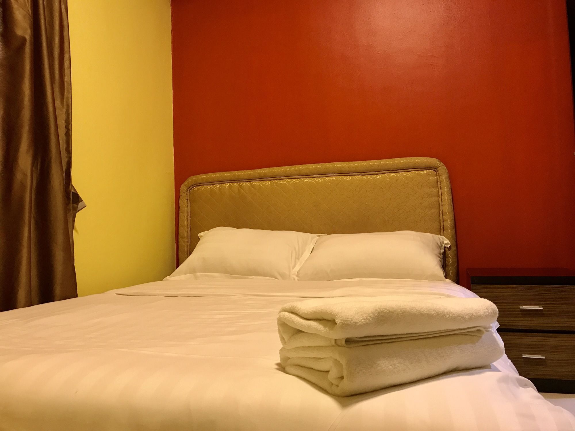 קוטה קינבלו Sunset & Seaview Vacation Condos At Marina Court Resort Condo מראה חיצוני תמונה