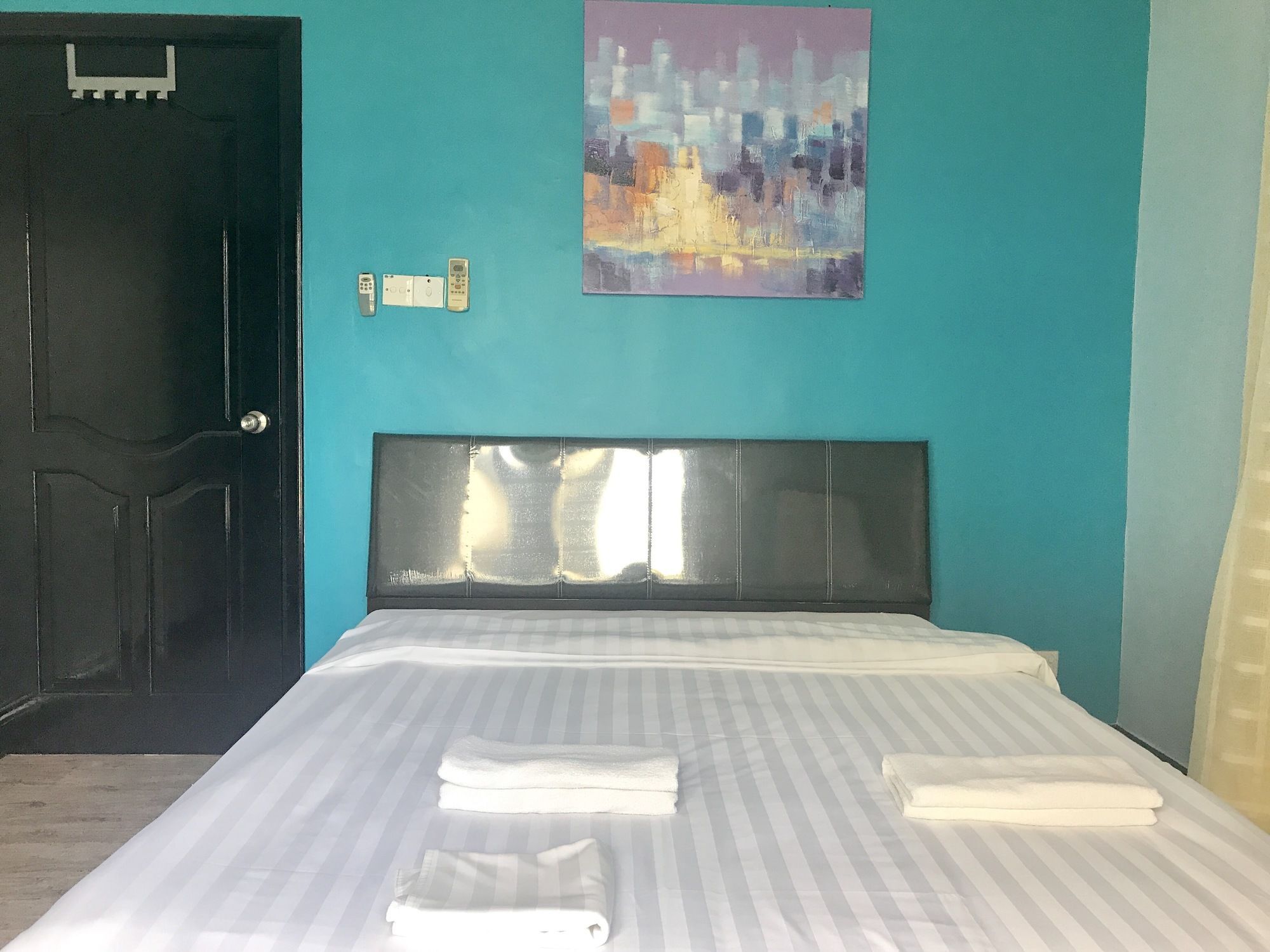 קוטה קינבלו Sunset & Seaview Vacation Condos At Marina Court Resort Condo מראה חיצוני תמונה