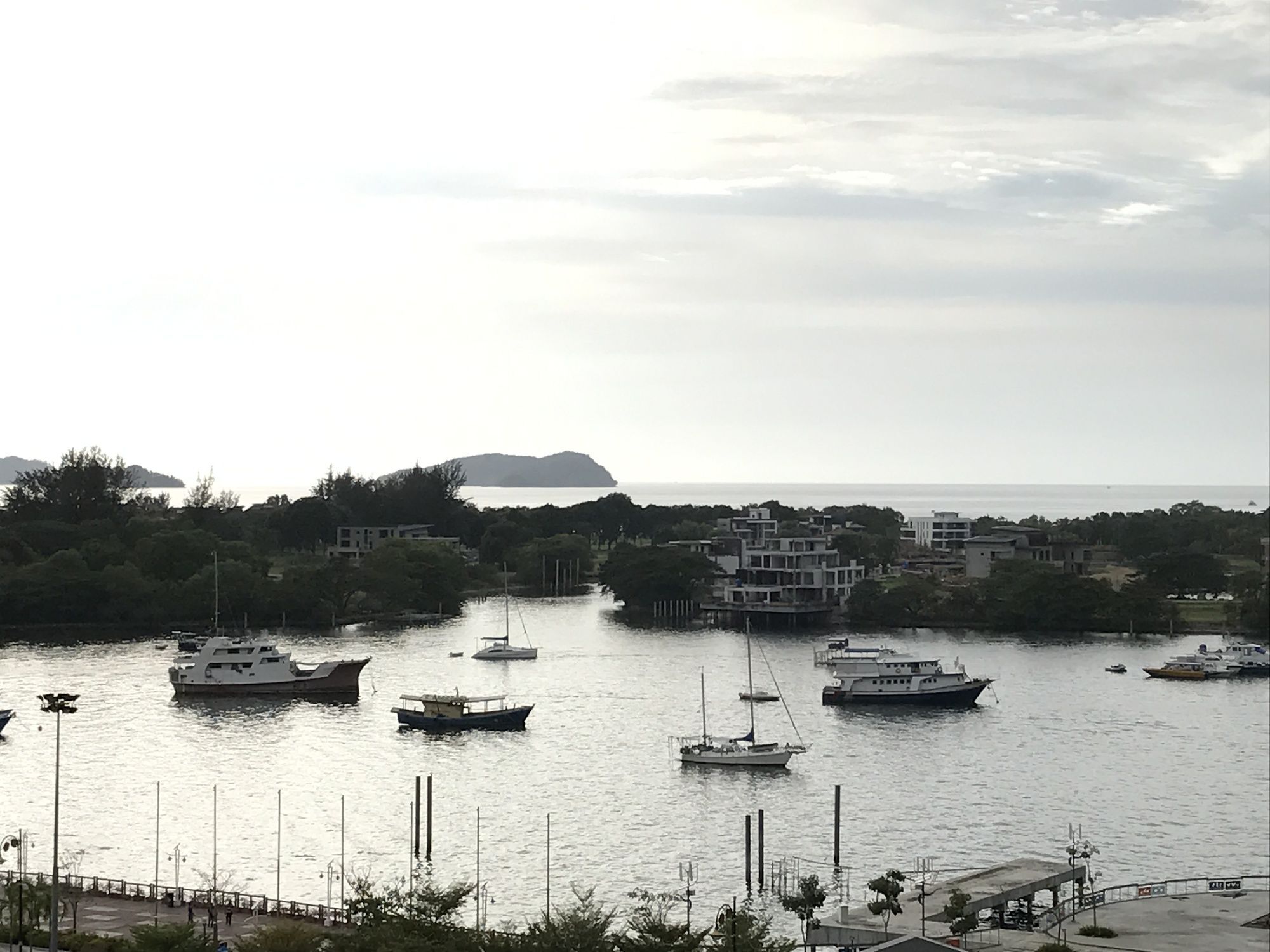 קוטה קינבלו Sunset & Seaview Vacation Condos At Marina Court Resort Condo מראה חיצוני תמונה